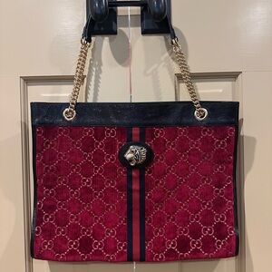 Gucci Red and Black Shoulder Bag with Gold Chain